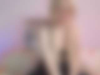 Live cam show with Melissa - College MILF on CamSodaAdn