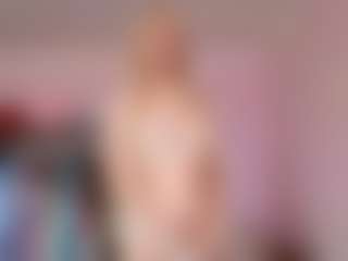 Live cam show with Melissa - Blondie on AdultVida.com