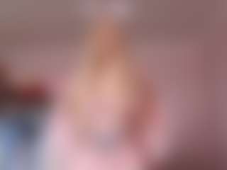 Live cam show with Melissa - Lovely on Camsoda