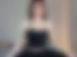 GeneviveGinanni's Live Sex Cam Show