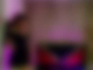 Live cam show with luisa-torres1 - Red Hair on Soda Cam