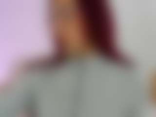 Live cam show with melanie-rouxs - Camel Toe on StripNow