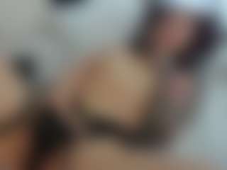 Live cam show with melanie-rouxs - Red Hair Shaved Pussy on TastyBlacksLive