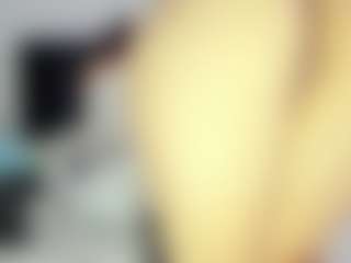 Live cam show with melanie-rouxs - Submissive on Camsoda