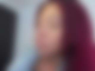 Live cam show with melanie-rouxs - Skinny on Milfs Live