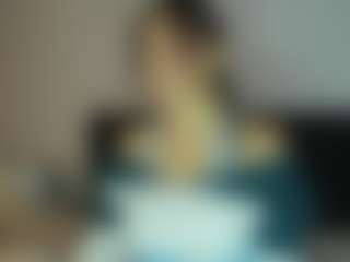 Live cam show with melanie-rouxs - Average on Gym Cam Girls