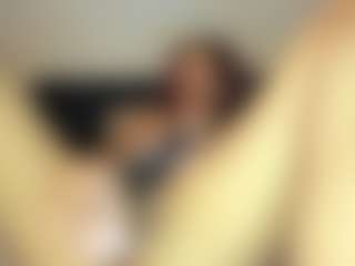 Live cam show with melanie-rouxs - Submissive on Camsoda