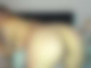 Live cam show with melanie-rouxs - Colombia on CamwithHer