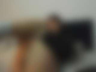 Live cam show with melanie-rouxs - Camel Toe on WildCum