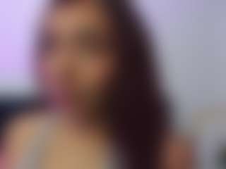 Live cam show with melanie-rouxs - Skinny on Gym Cam Girls