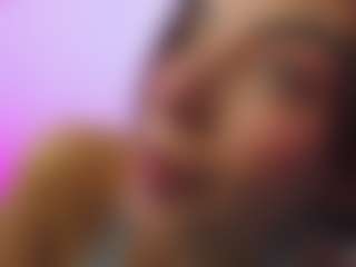Live cam show with melanie-rouxs - Camel Toe on Camsoda