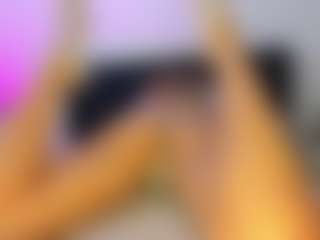 Live cam show with melanie-rouxs - Skinny on UwU Esports