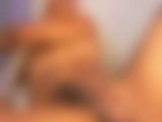 Live cam show with MELODYHANTZ - Teen (18+) on Soda Cam