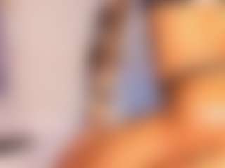 Live cam show with MELODYHANTZ - Black Hair on Ass Tok