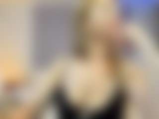 Live cam show with Monika-peach2 - Green Eyes on Pornisteam.com