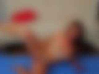 Live cam show with Monika-peach2 - Average on livesuperchat.net