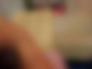 Monika-peach2 MILF webcam performer live streaming