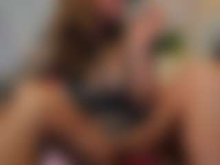 Live cam show with Monika-peach2 - Athletic Middle Aged on https://playwithruby.com
