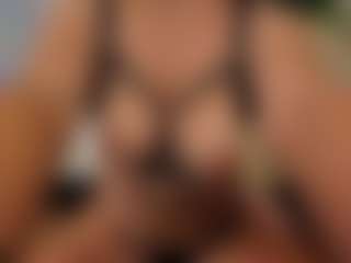 Live cam show with Monika-peach2 - Average on madthumbs