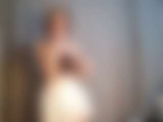 RossieFontecchio's Live Sex Cam Show