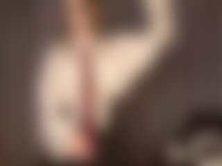 Live cam show with RossieFontecchio - Student on sexylive.show