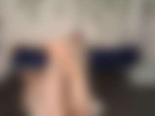 Live cam show with RossieFontecchio - Joi on Hubzter Live