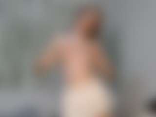 Live cam show with RossieFontecchio - Joi on CamSodaAdn
