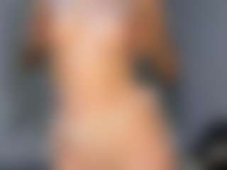 RossieFontecchio's Live Sex Cam Show