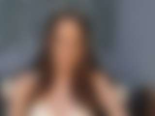Live cam show with RossieFontecchio - Blue Eyes on madthumbs