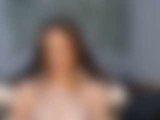 Live cam show with RossieFontecchio - Shaved Pussy Brown Hair on Camsoda