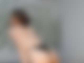 RossieFontecchio's Live Sex Cam Show