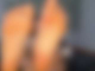 RossieFontecchio's Live Sex Cam Show