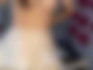 RossieFontecchio's Live Sex Cam Show