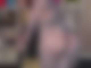 Live cam show with Sindy - Big Balls on StripNow