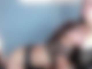 Live cam show with Ana-Dior - Drinking on Dolls Live