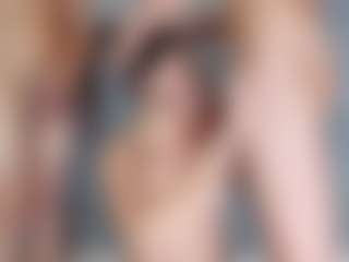 Live cam show with Ana-Dior - Double Penetration on Hubzter Live