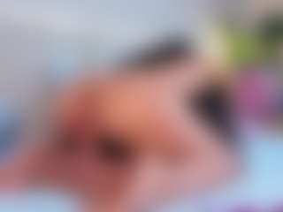 Live cam show with April Grey - Latina on live18s.com | colombia