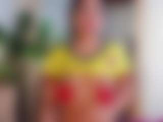 Live cam show with April Grey - Average on sexytreat.net