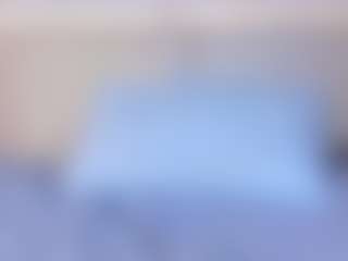 Live cam show with April Grey - Petite on galaxygirlnitro.com