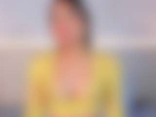 Live cam show with April Grey - Skinny on CamwithHer