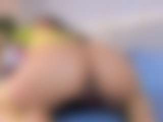 Live cam show with April Grey - Skinny Teen (18+) on justonemore.cc
