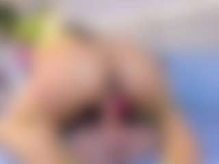 Live cam show with April Grey - Shaved Pussy Latina on numayanayam.club | colombia
