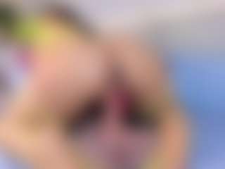 Live cam show with April Grey - Asshole on thefappeningchat.com