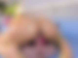 Live cam show with April Grey - Spank Brown Hair on hrnylive.com