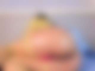 Live cam show with April Grey - Spank Brown Hair on crypto-cams
