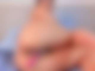 Live cam show with April Grey - Asian Amateur on chickslive.net