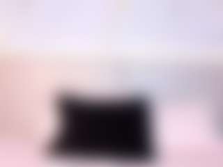 Live cam show with April Grey - Teen (18+) on eurowanks.com