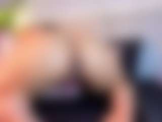 Live cam show with April Grey - Sph on Dare Cams