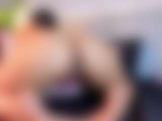Live cam show with April Grey - Ahegao on livesuperchat.net