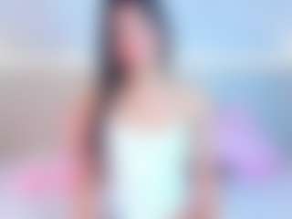 Live cam show with April Grey - Petite on Chatstar